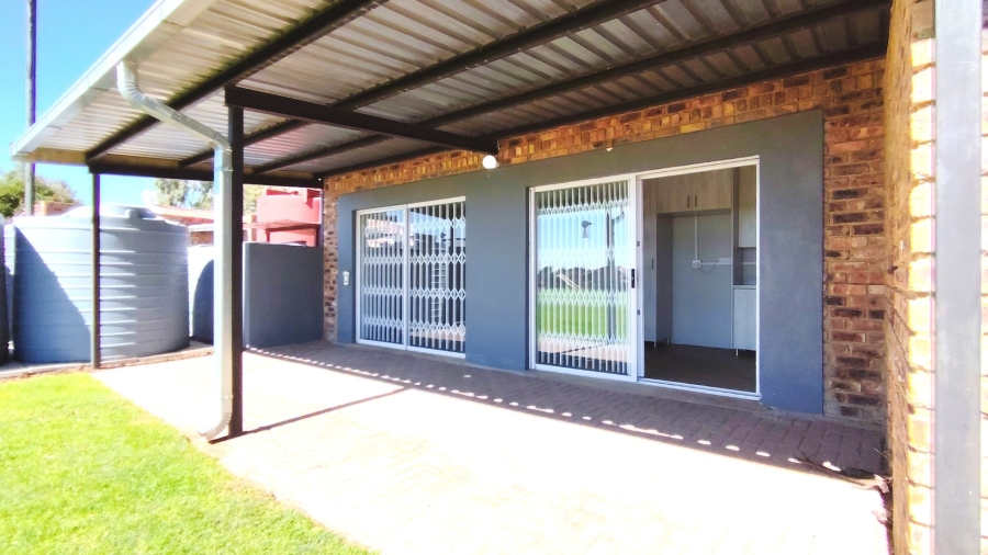 Commercial Property for Sale in Boltonwold Gauteng