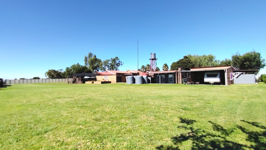 Commercial Property for Sale in Boltonwold Gauteng