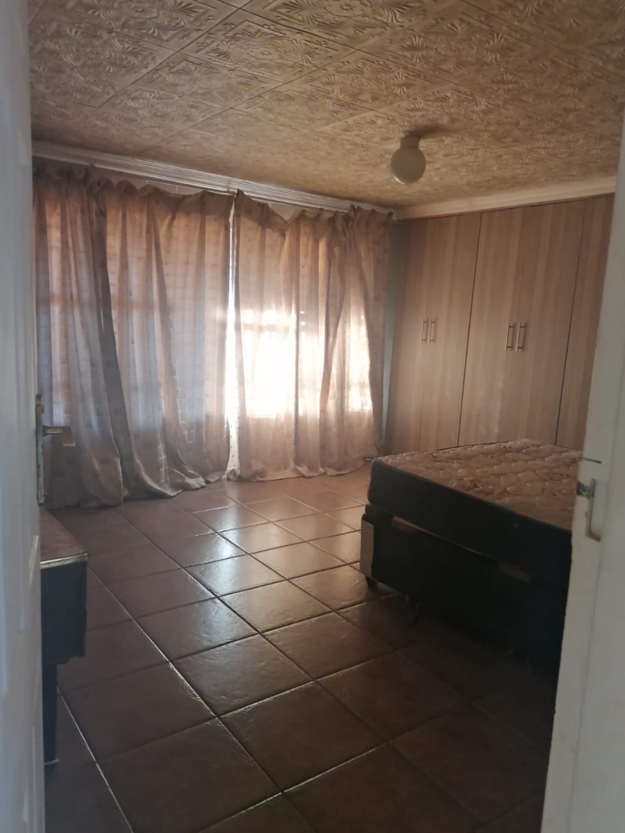 4 Bedroom Property for Sale in Soshanguve L Gauteng