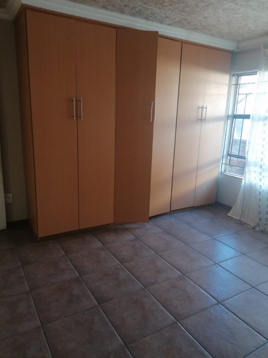 4 Bedroom Property for Sale in Soshanguve L Gauteng