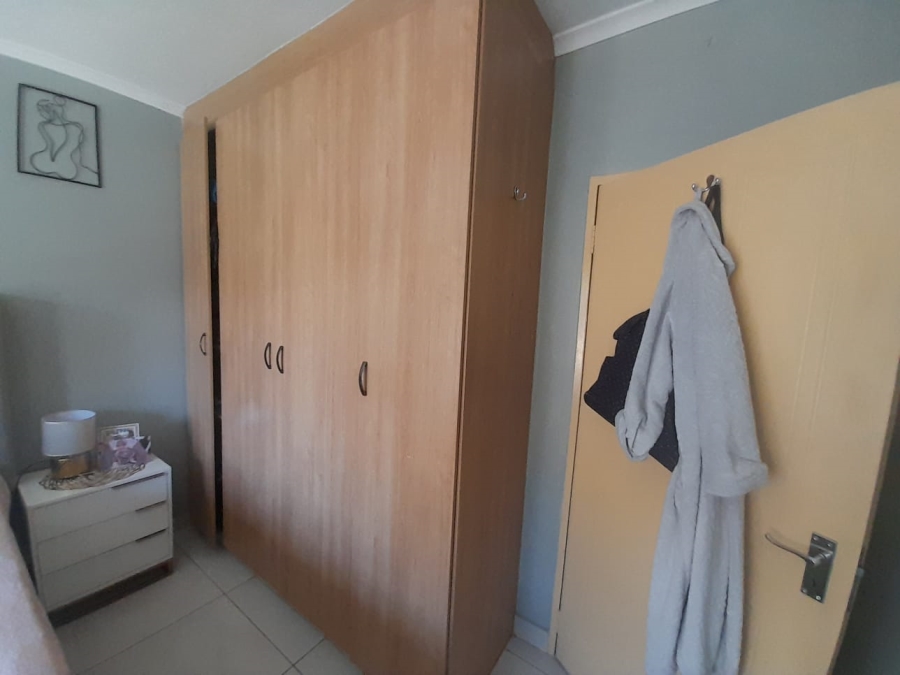 2 Bedroom Property for Sale in Meredale Gauteng