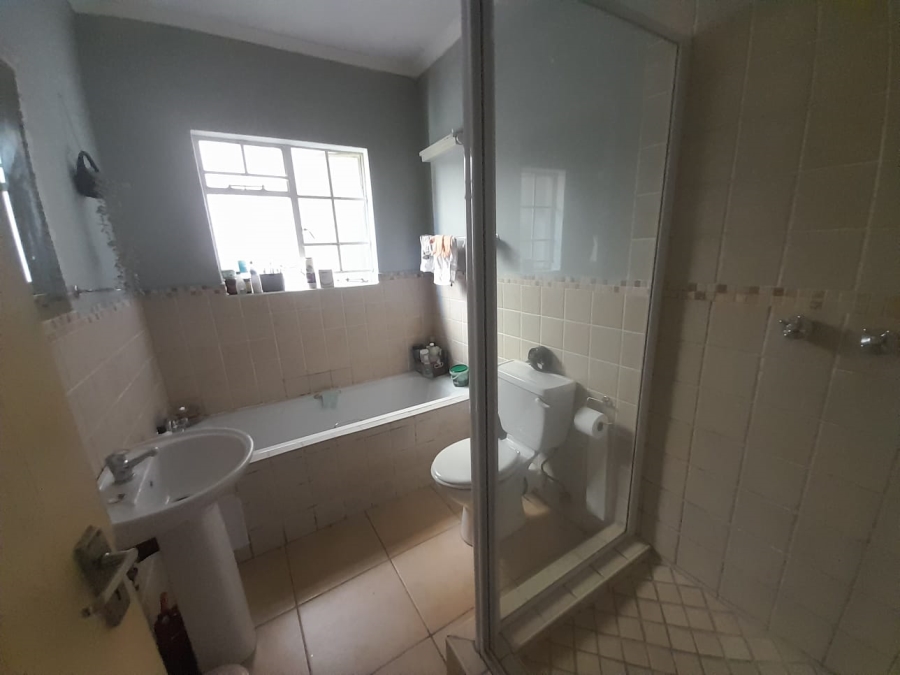 2 Bedroom Property for Sale in Meredale Gauteng