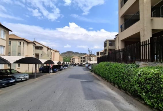 2 Bedroom Property for Sale in Meredale Gauteng