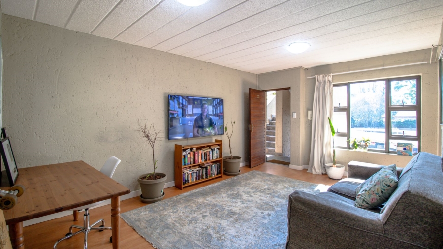 To Let 1 Bedroom Property for Rent in Parktown North Gauteng