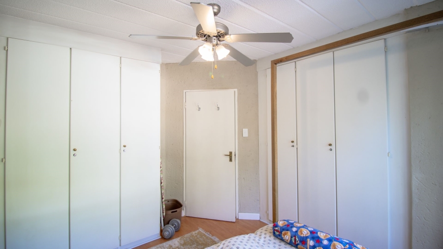 To Let 1 Bedroom Property for Rent in Parktown North Gauteng