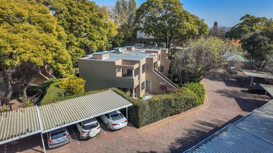 To Let 1 Bedroom Property for Rent in Parktown North Gauteng