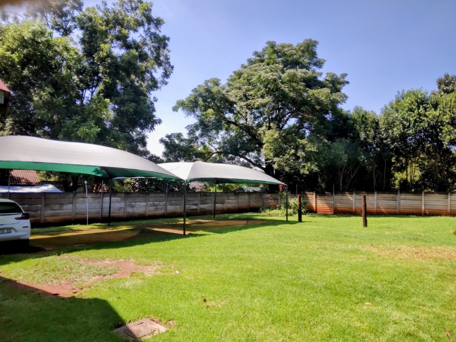 To Let 1 Bedroom Property for Rent in Glen Austin Gauteng