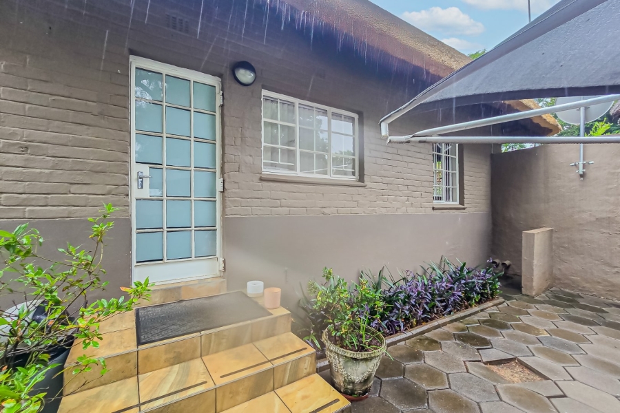 11 Bedroom Property for Sale in Bryanston Gauteng