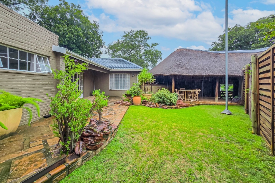 11 Bedroom Property for Sale in Bryanston Gauteng