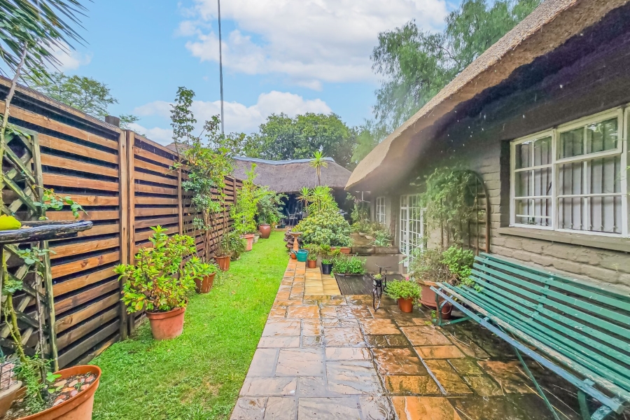 11 Bedroom Property for Sale in Bryanston Gauteng