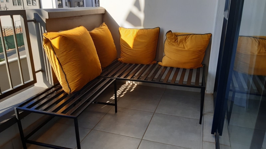 To Let 2 Bedroom Property for Rent in Waterfall Gauteng