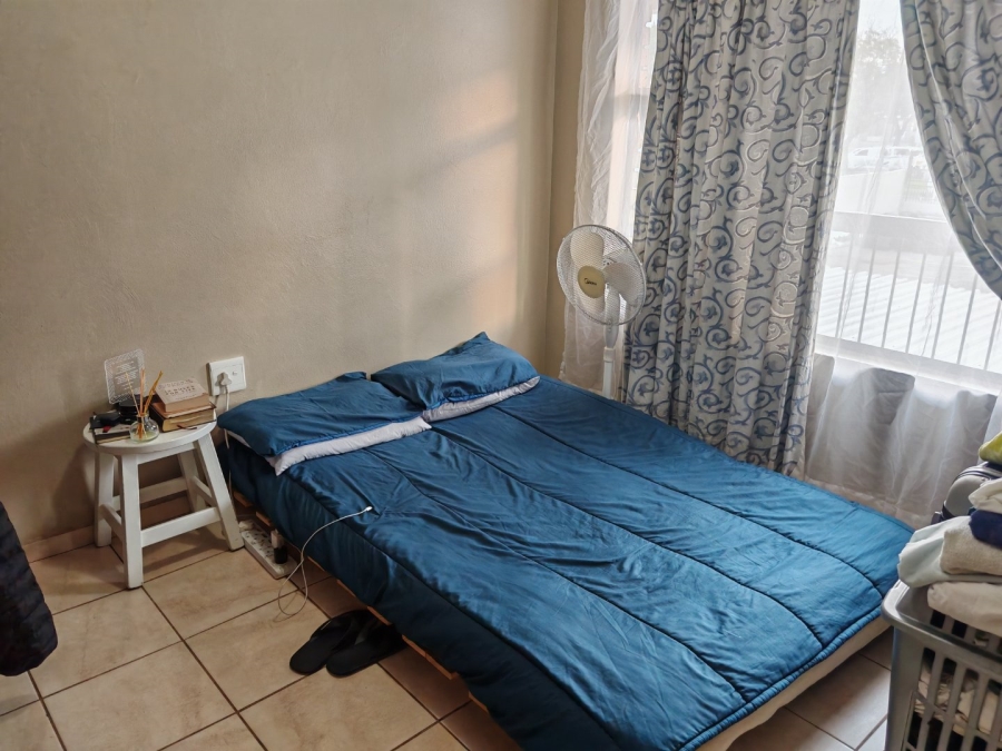 2 Bedroom Property for Sale in Hurlyvale Gauteng
