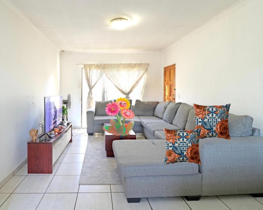 3 Bedroom Property for Sale in Rooihuiskraal Gauteng