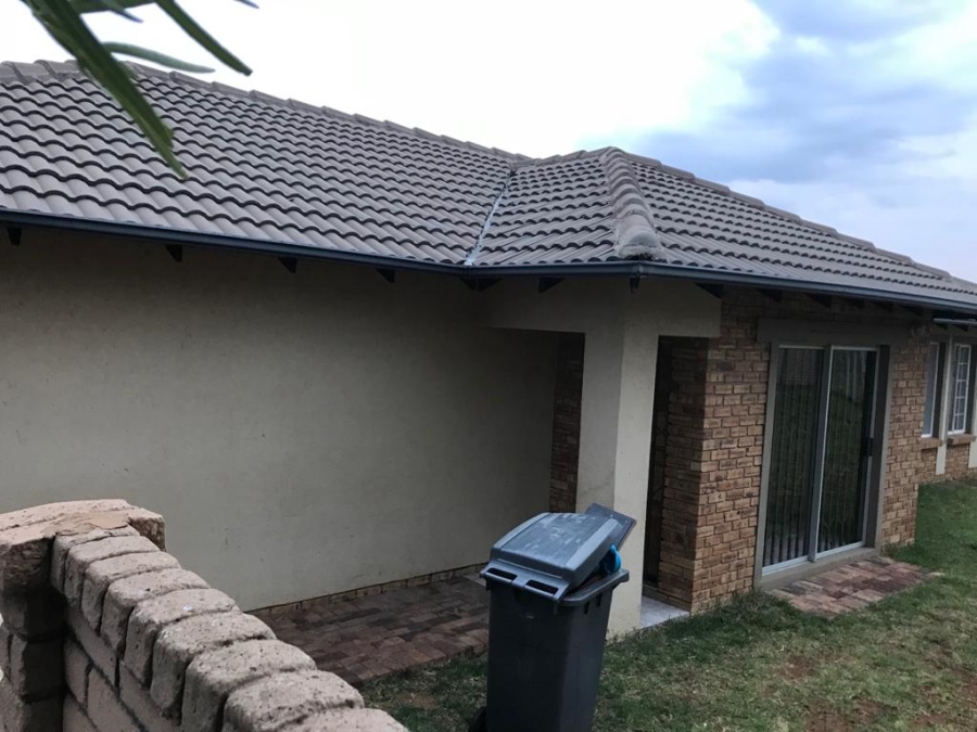 3 Bedroom Property for Sale in Kosmosdal Gauteng