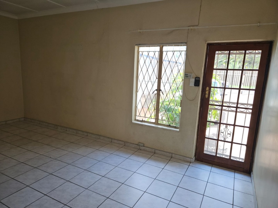To Let 2 Bedroom Property for Rent in Witfield Gauteng