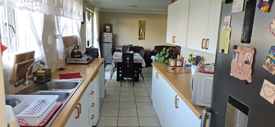 To Let 2 Bedroom Property for Rent in Witfield Gauteng
