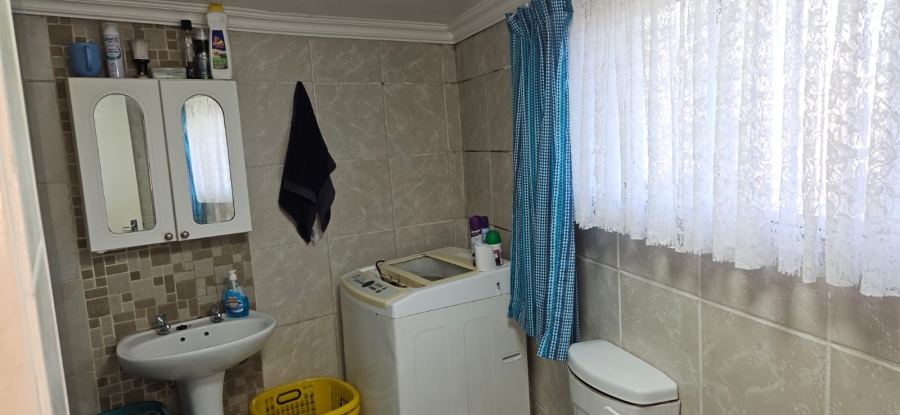 To Let 2 Bedroom Property for Rent in Witfield Gauteng