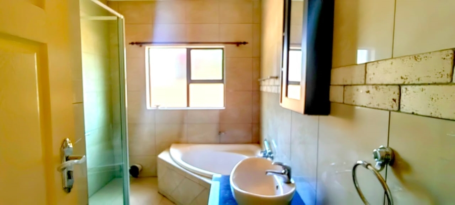 To Let 3 Bedroom Property for Rent in Vanderbijlpark SE 8 Gauteng
