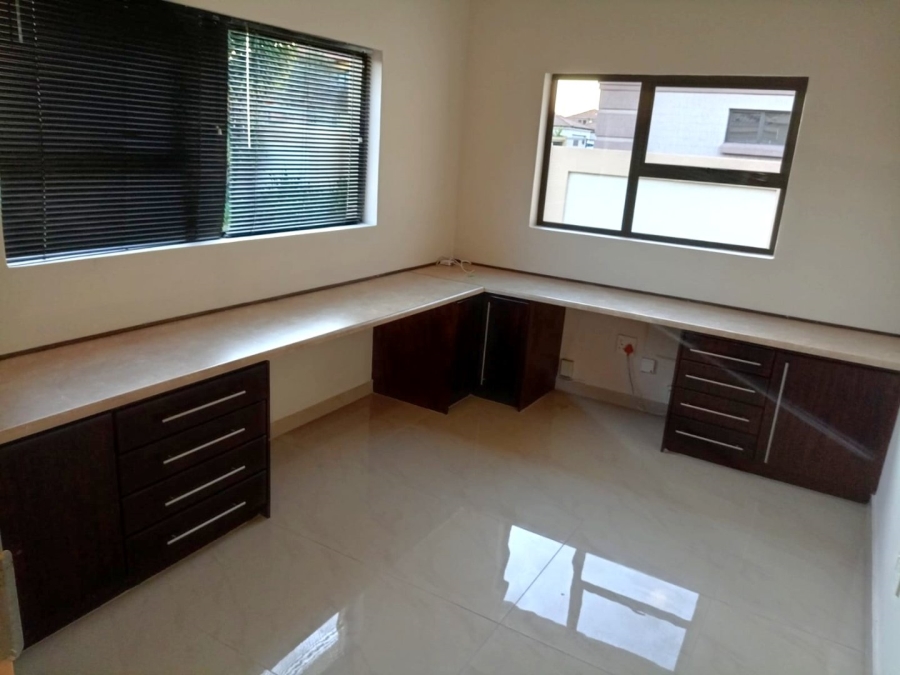 To Let 4 Bedroom Property for Rent in Vanderbijlpark SE 8 Gauteng