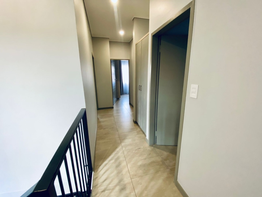  Bedroom Property for Sale in North Riding Gauteng