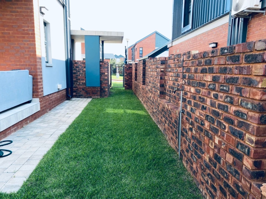  Bedroom Property for Sale in North Riding Gauteng