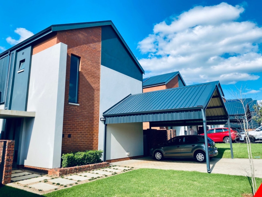  Bedroom Property for Sale in North Riding Gauteng