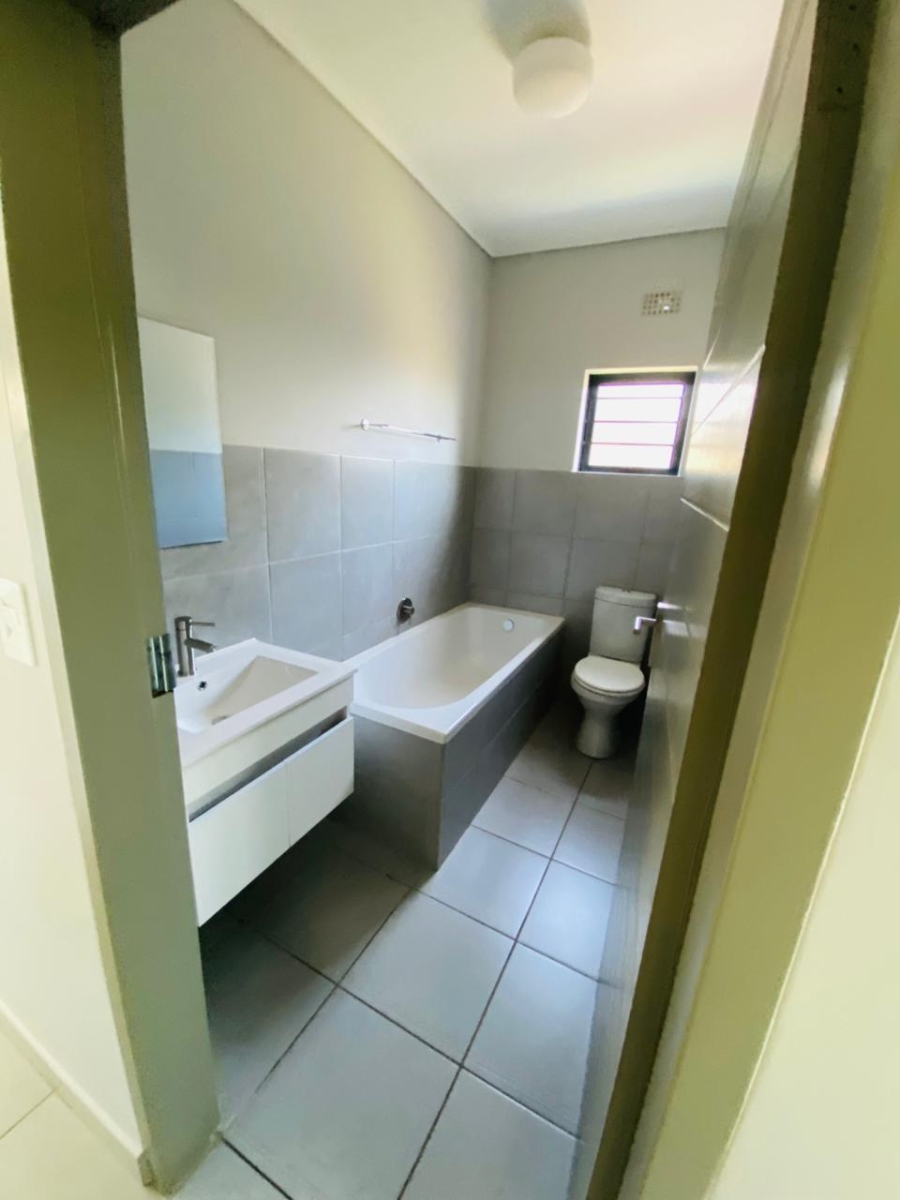  Bedroom Property for Sale in North Riding Gauteng