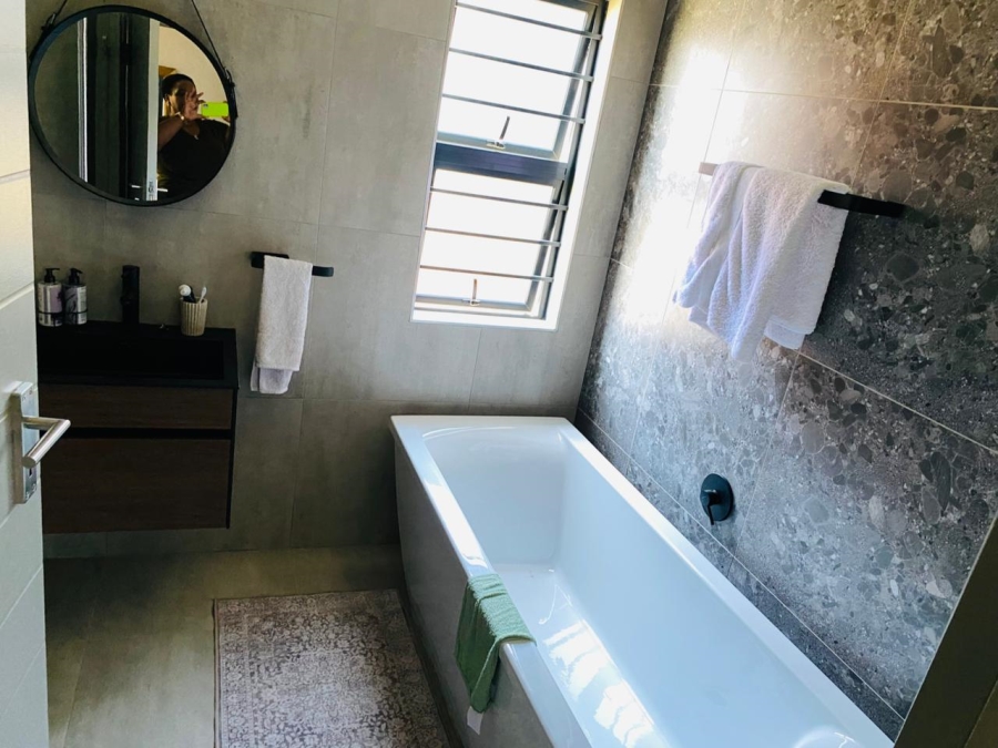  Bedroom Property for Sale in North Riding Gauteng