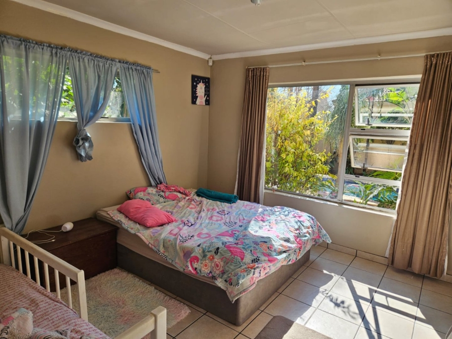 To Let 2 Bedroom Property for Rent in Douglasdale Gauteng