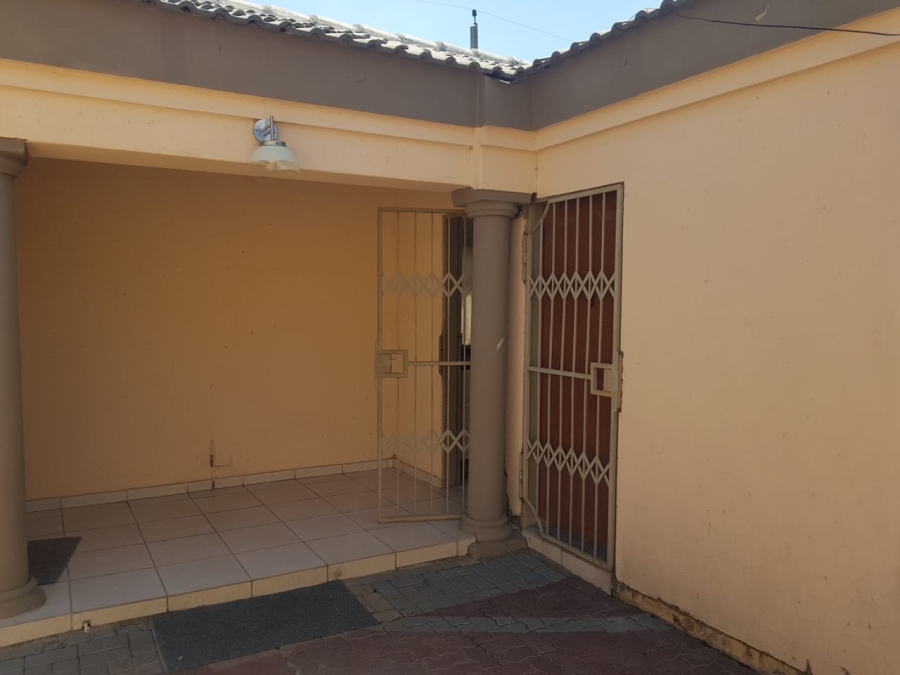 4 Bedroom Property for Sale in Rabie Ridge Gauteng