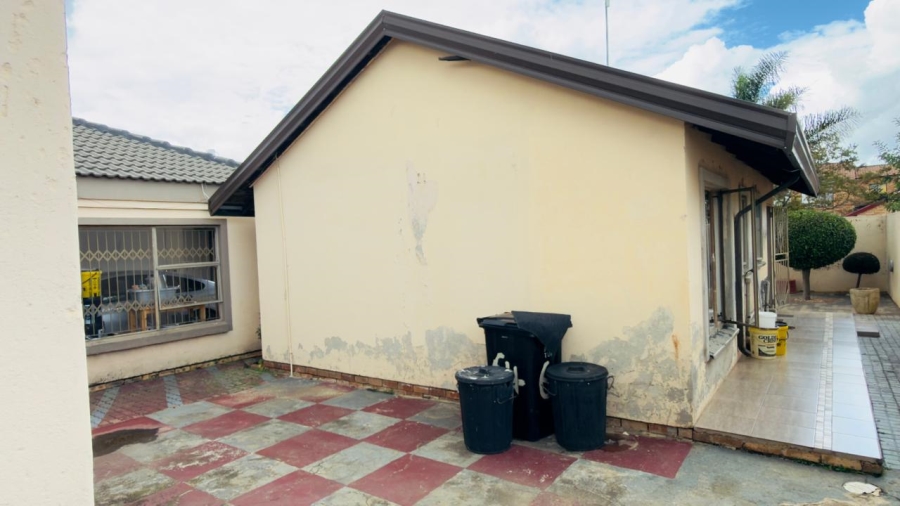 4 Bedroom Property for Sale in Rabie Ridge Gauteng