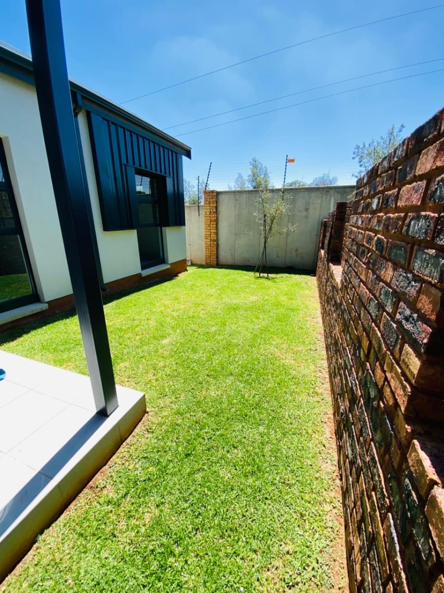  Bedroom Property for Sale in North Riding Gauteng