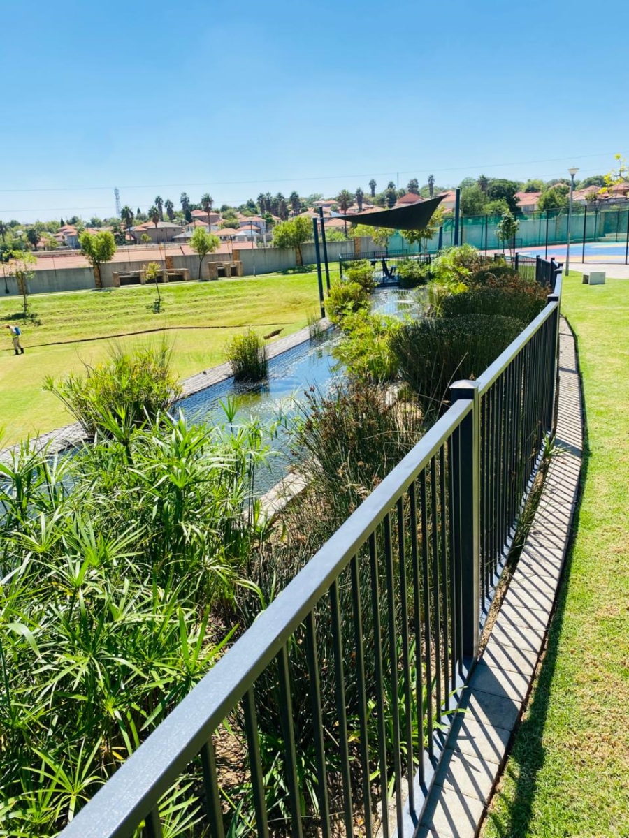  Bedroom Property for Sale in North Riding Gauteng