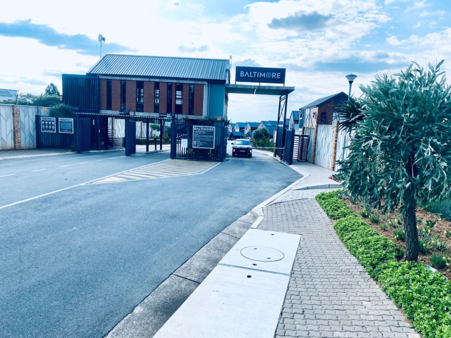  Bedroom Property for Sale in North Riding Gauteng