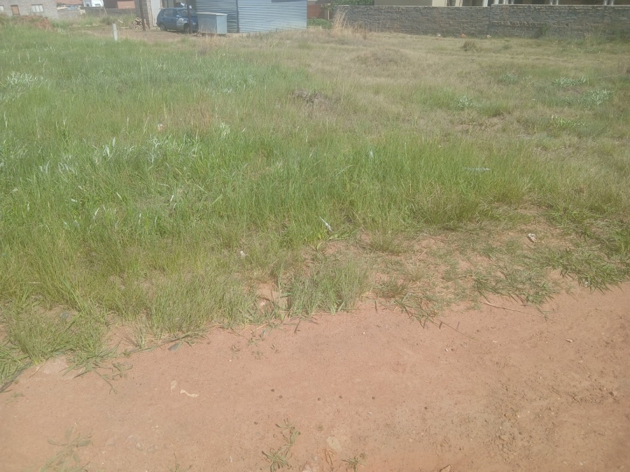  Bedroom Property for Sale in Mohlakeng Gauteng