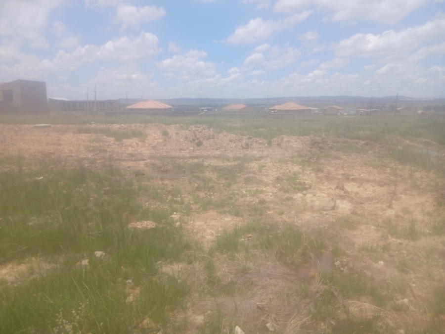  Bedroom Property for Sale in Mohlakeng Gauteng