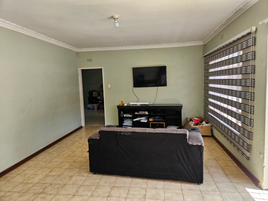 3 Bedroom Property for Sale in Birchleigh North Gauteng