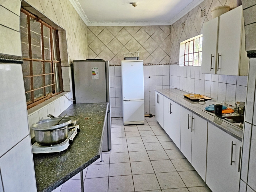 3 Bedroom Property for Sale in Birchleigh North Gauteng