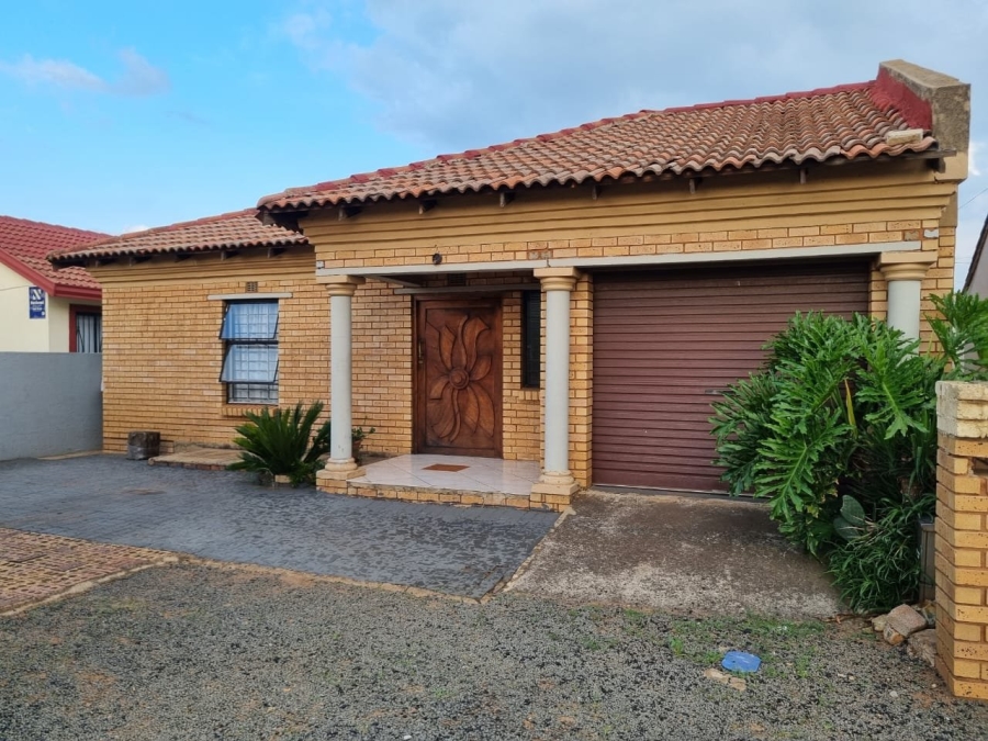 2 Bedroom Property for Sale in Vosloorus Gauteng