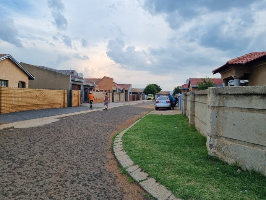 2 Bedroom Property for Sale in Vosloorus Gauteng