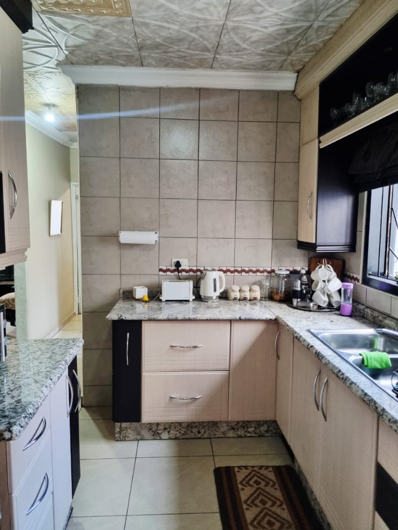 2 Bedroom Property for Sale in Vosloorus Gauteng