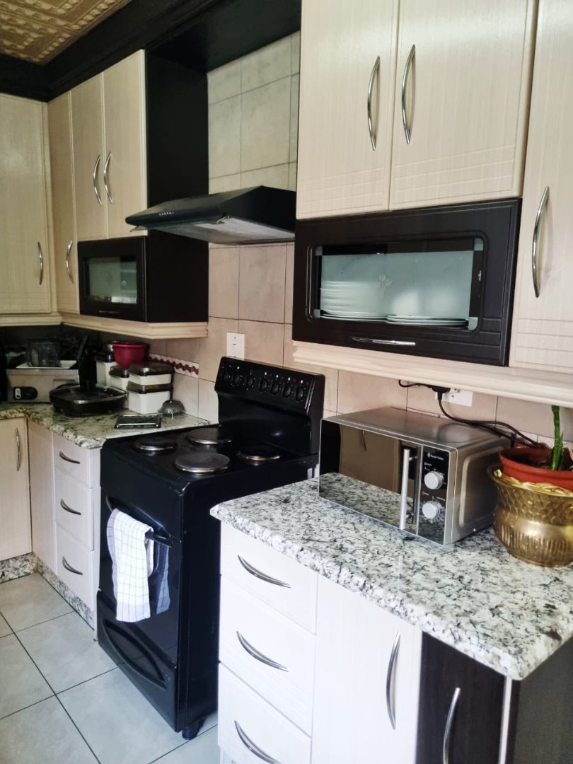 2 Bedroom Property for Sale in Vosloorus Gauteng