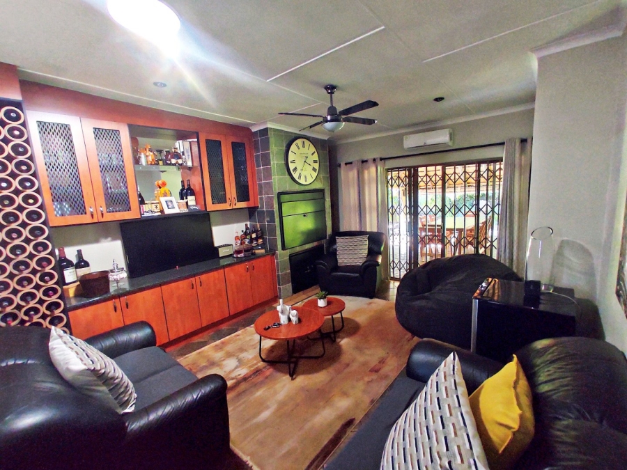 3 Bedroom Property for Sale in Vanderbijlpark SW 5 Gauteng