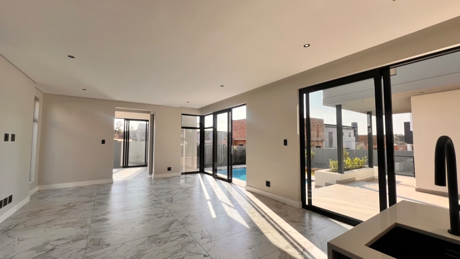 4 Bedroom Property for Sale in Fountainbrook Estate Gauteng