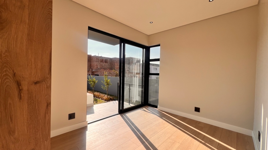 4 Bedroom Property for Sale in Fountainbrook Estate Gauteng