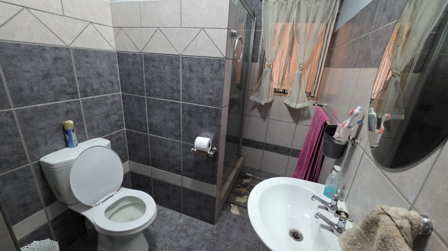 4 Bedroom Property for Sale in Montana Tuine Gauteng