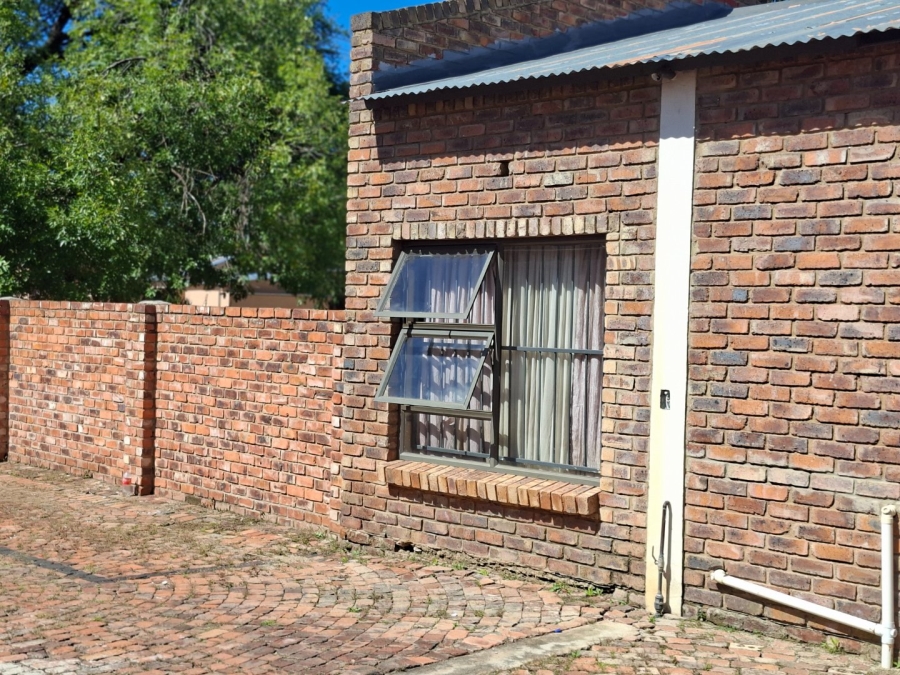  Bedroom Property for Sale in Booysens Gauteng