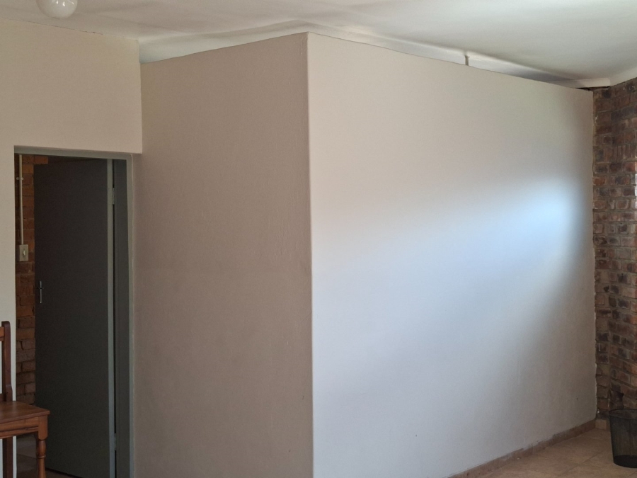  Bedroom Property for Sale in Booysens Gauteng
