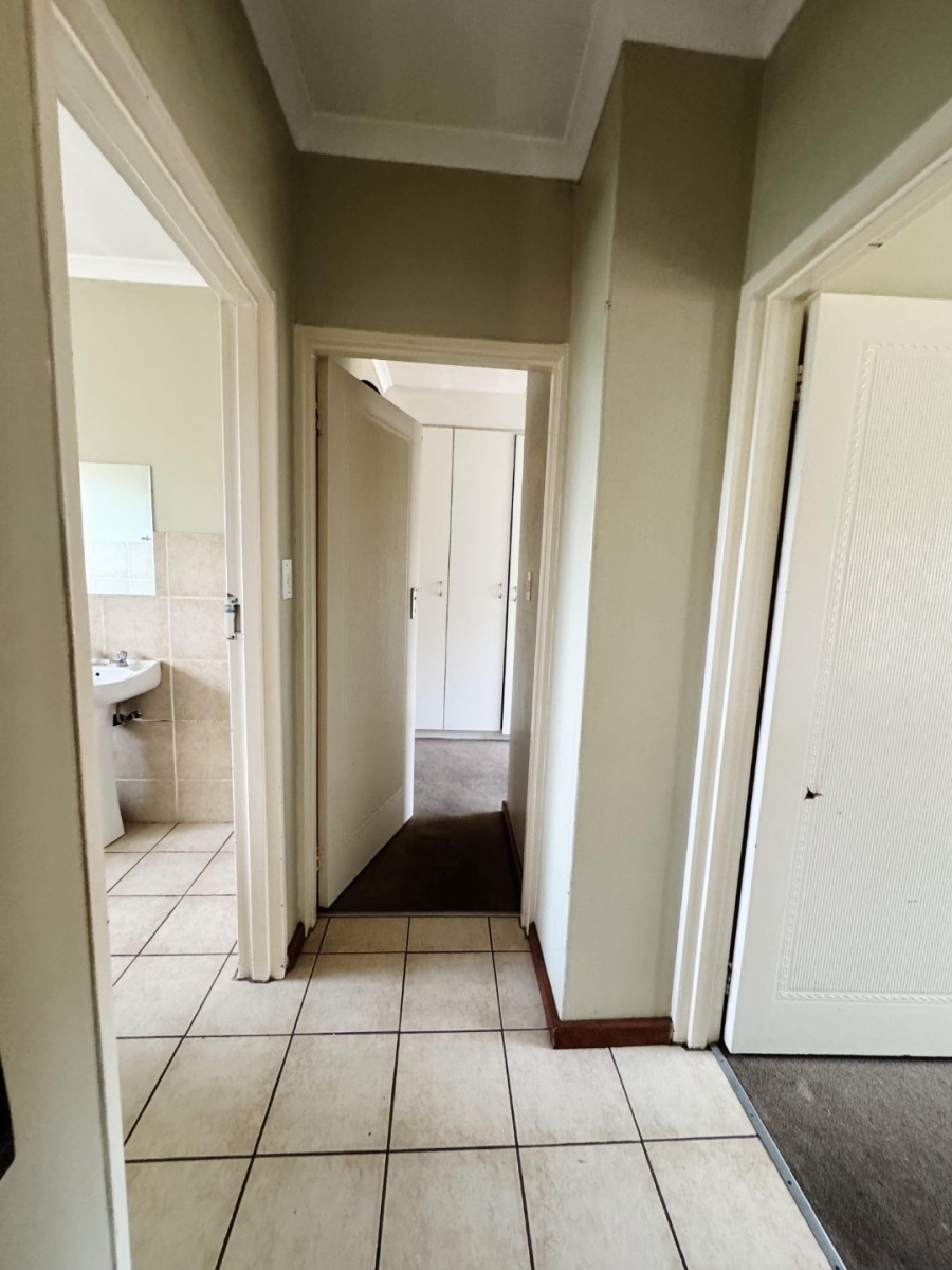 2 Bedroom Property for Sale in Glen Lauriston Gauteng