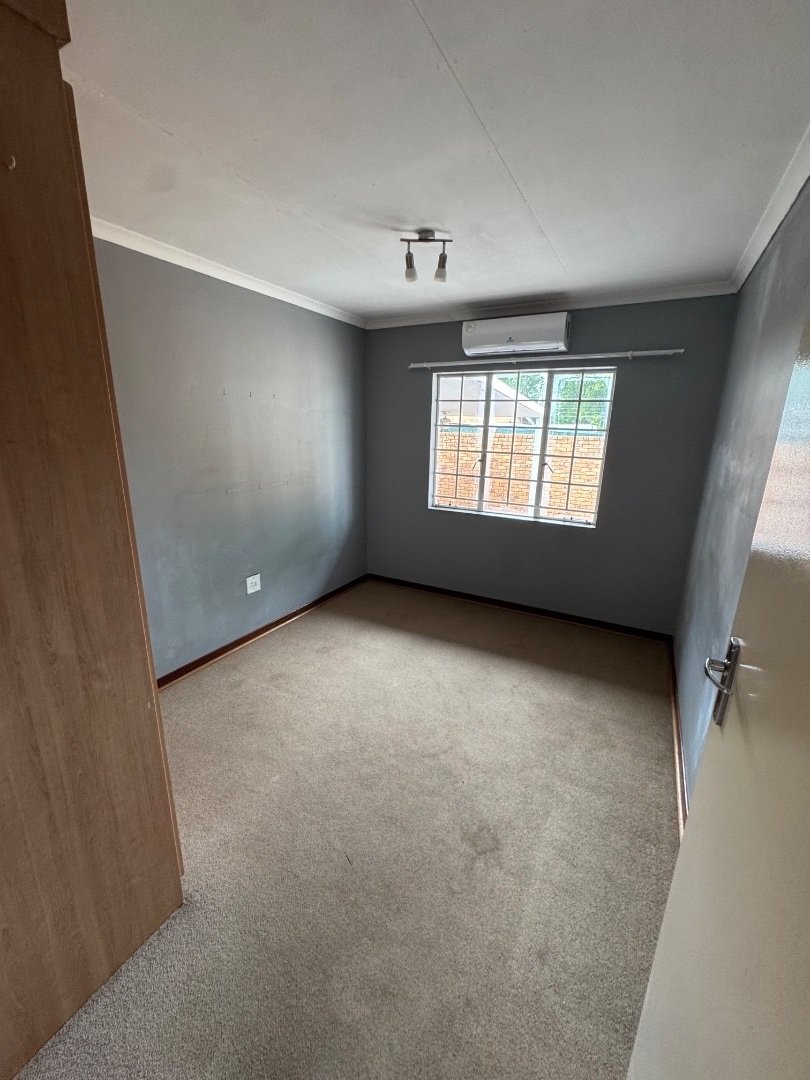 2 Bedroom Property for Sale in Montana Gauteng